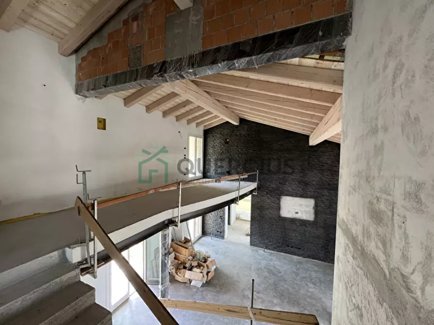 Immagine 18 di Villa in vendita  in via casenuove a San Donà Di Piave