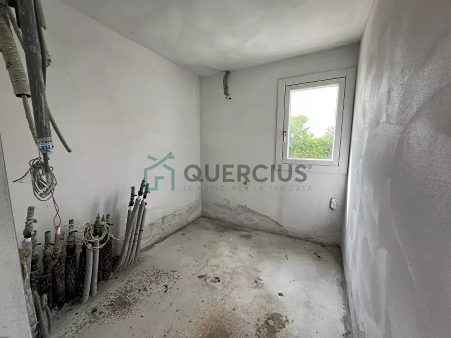 Immagine 38 di Villa in vendita  in via casenuove a San Donà Di Piave