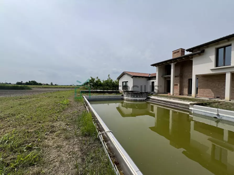 Immagine 47 di Villa in vendita  in via casenuove a San Donà Di Piave