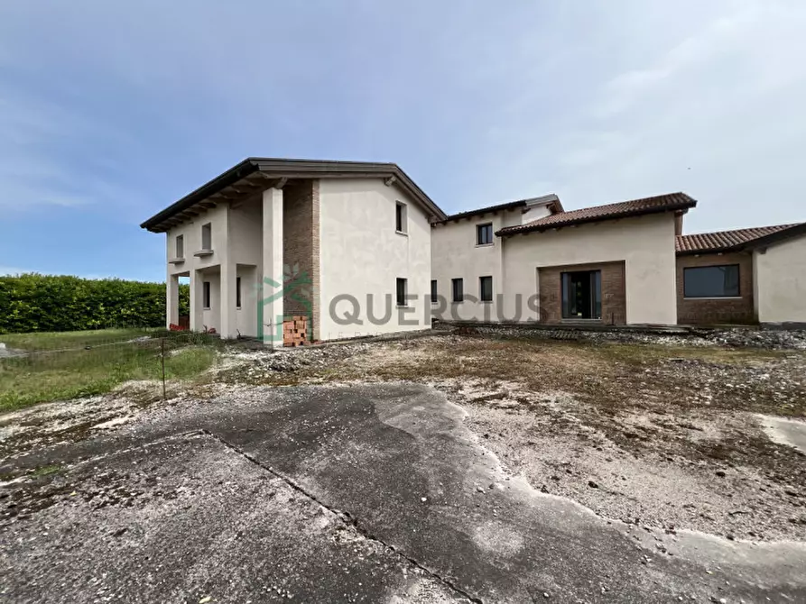 Immagine 50 di Villa in vendita  in via casenuove a San Donà Di Piave