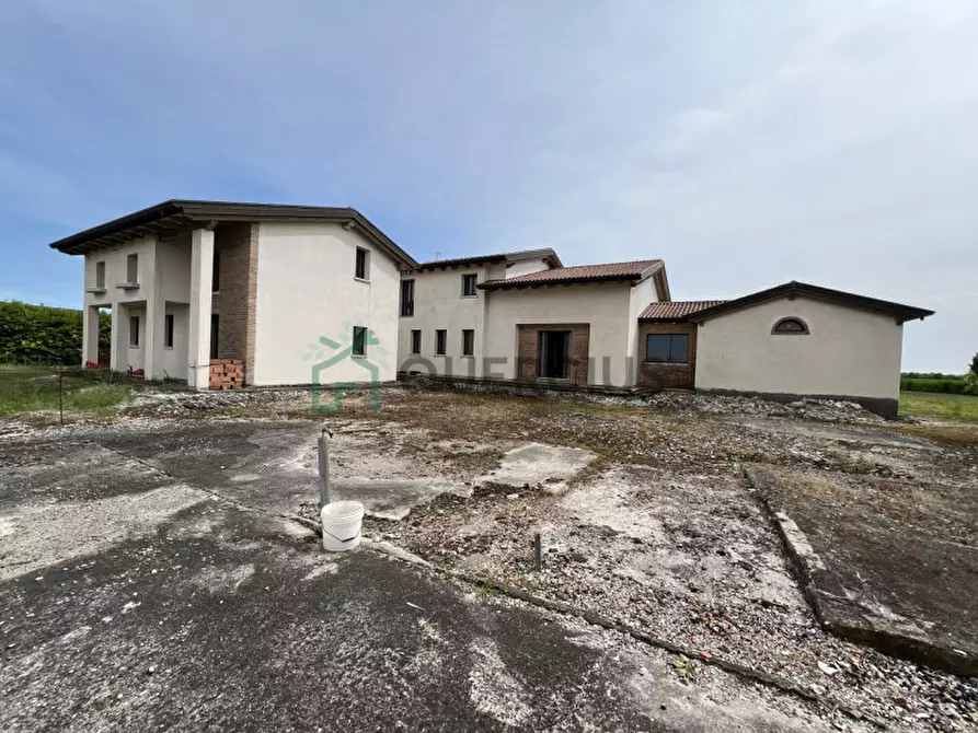 Immagine 51 di Villa in vendita  in via casenuove a San Donà Di Piave