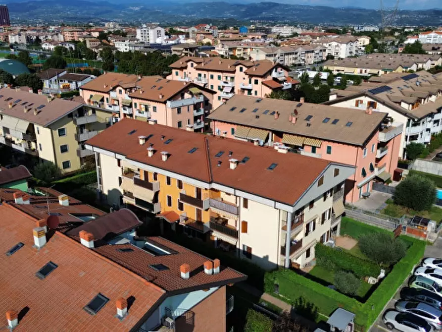 Immagine 1 di Appartamento in vendita  in Via Virgilio n. 22 a Bussolengo