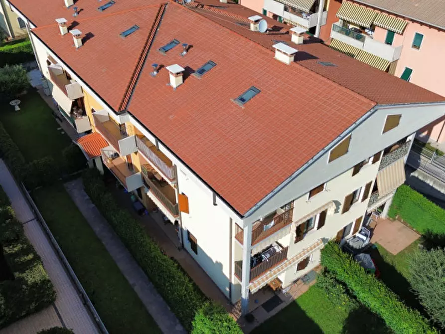 Immagine 3 di Appartamento in vendita  in Via Virgilio n. 22 a Bussolengo