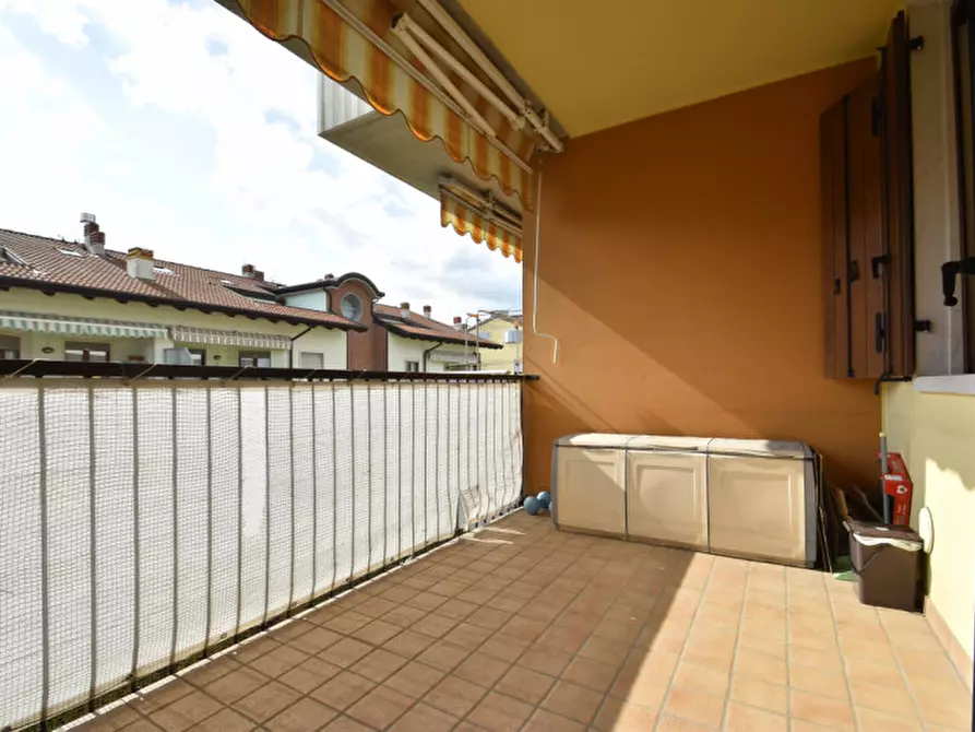 Immagine 12 di Appartamento in vendita  in Via Virgilio n. 22 a Bussolengo