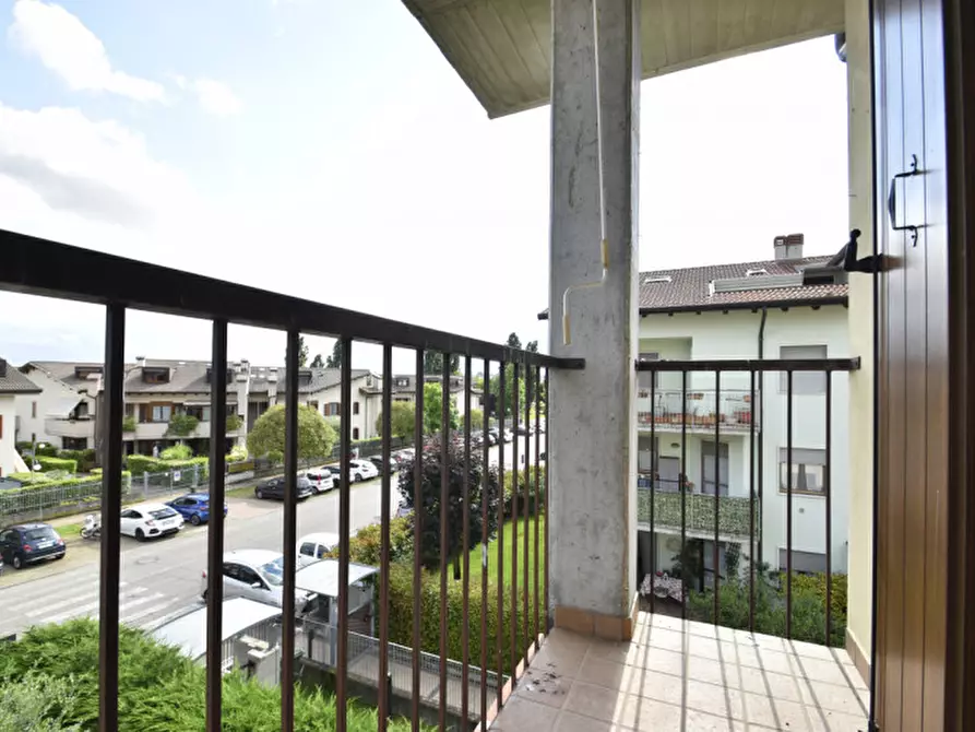 Immagine 23 di Appartamento in vendita  in Via Virgilio n. 22 a Bussolengo