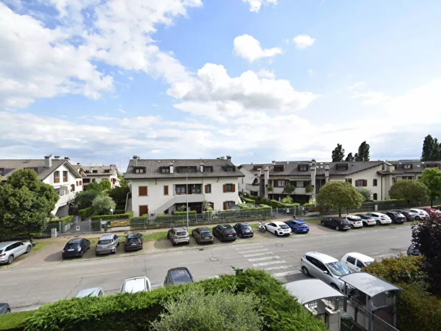 Immagine 24 di Appartamento in vendita  in Via Virgilio n. 22 a Bussolengo