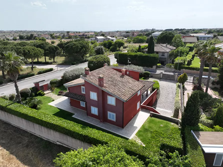 Immagine 3 di Villa in vendita  in Via Paolo Stoppa a Ragusa