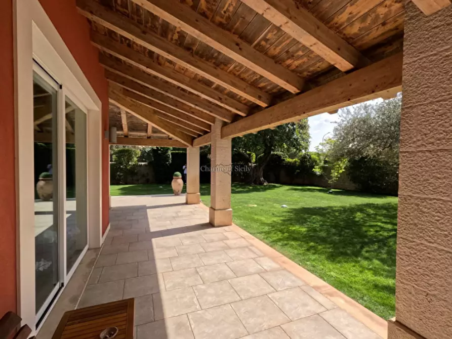 Immagine 6 di Villa in vendita  in Via Paolo Stoppa a Ragusa