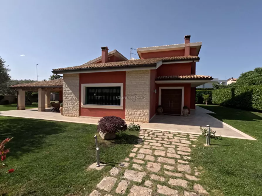 Immagine 9 di Villa in vendita  in Via Paolo Stoppa a Ragusa