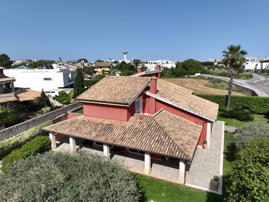 Immagine 15 di Villa in vendita  in Via Paolo Stoppa a Ragusa