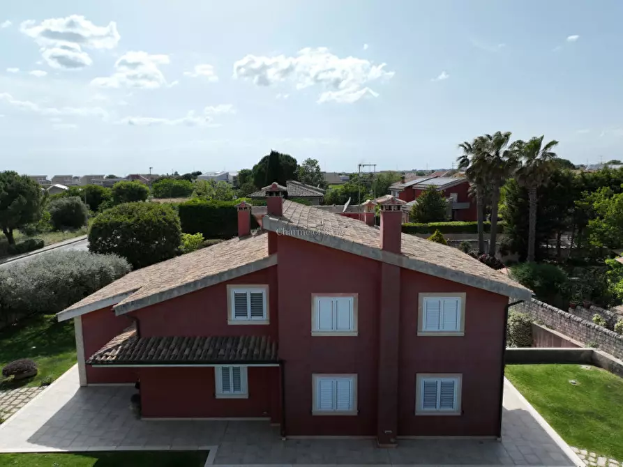 Immagine 20 di Villa in vendita  in Via Paolo Stoppa a Ragusa