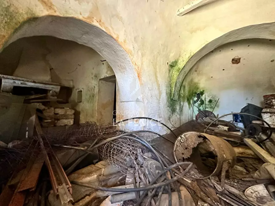 Immagine 4 di Rustico / casale in vendita  in Strada Votano a Martina Franca