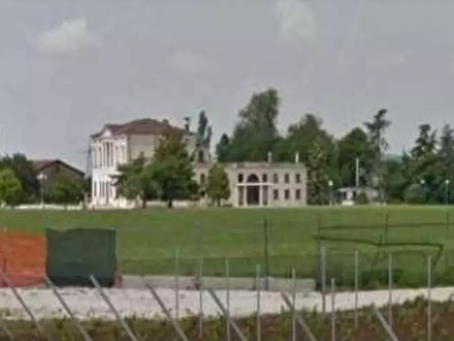 Immagine 33 di Villa in vendita  in VIA PERAROLO a San Bonifacio