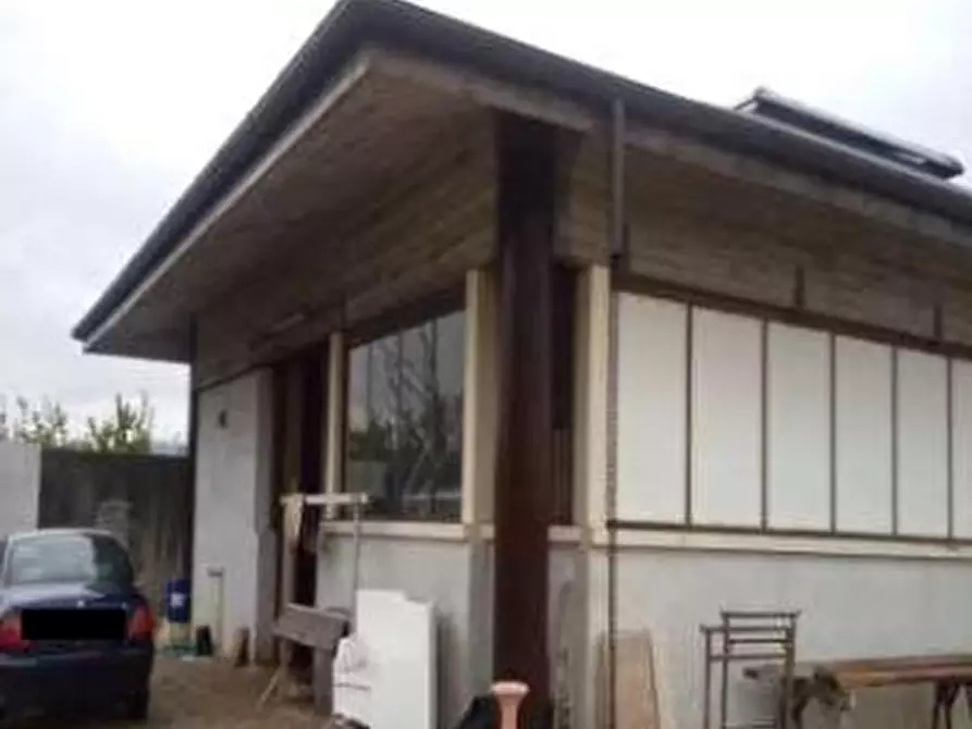 Immagine 37 di Villa in vendita  in VIA PERAROLO a San Bonifacio