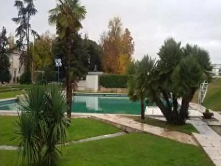 Immagine 43 di Villa in vendita  in VIA PERAROLO a San Bonifacio