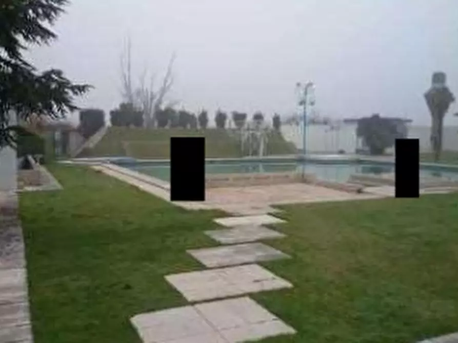 Immagine 45 di Villa in vendita  in VIA PERAROLO a San Bonifacio