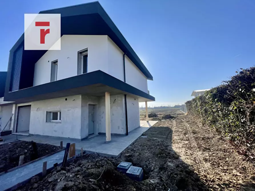 Immagine 2 di Casa bifamiliare in vendita  in Via Guizza Conselvana a Padova