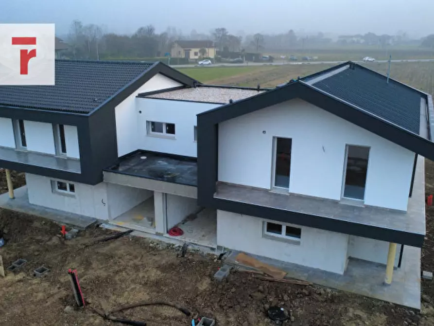 Immagine 3 di Casa bifamiliare in vendita  in Via Milano a Albignasego