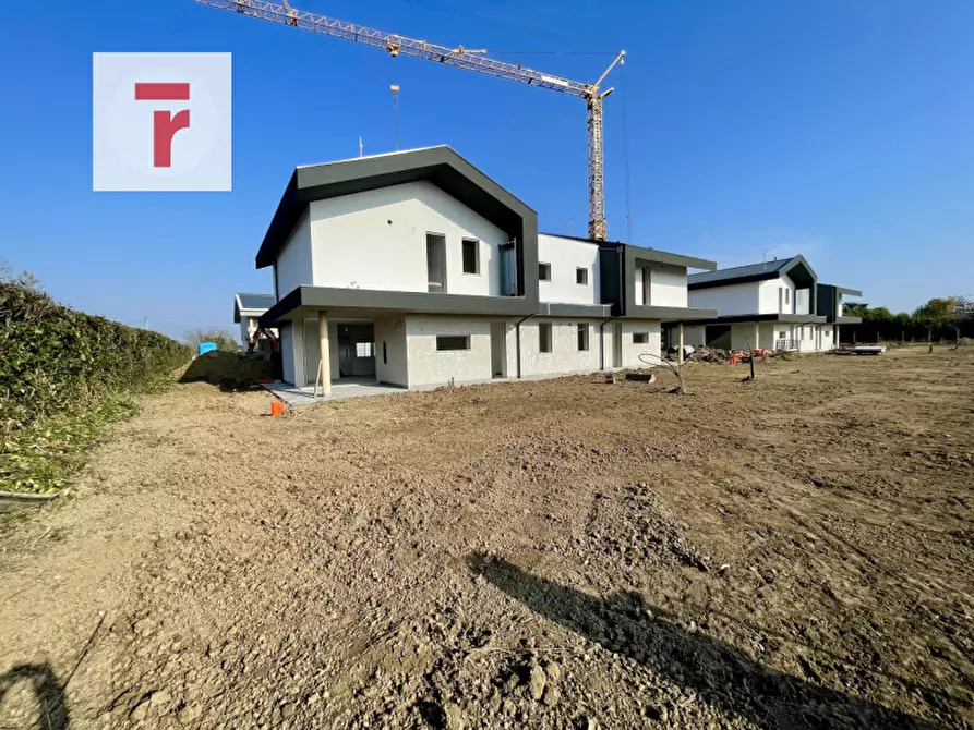 Immagine 18 di Casa bifamiliare in vendita  in Via Milano a Albignasego