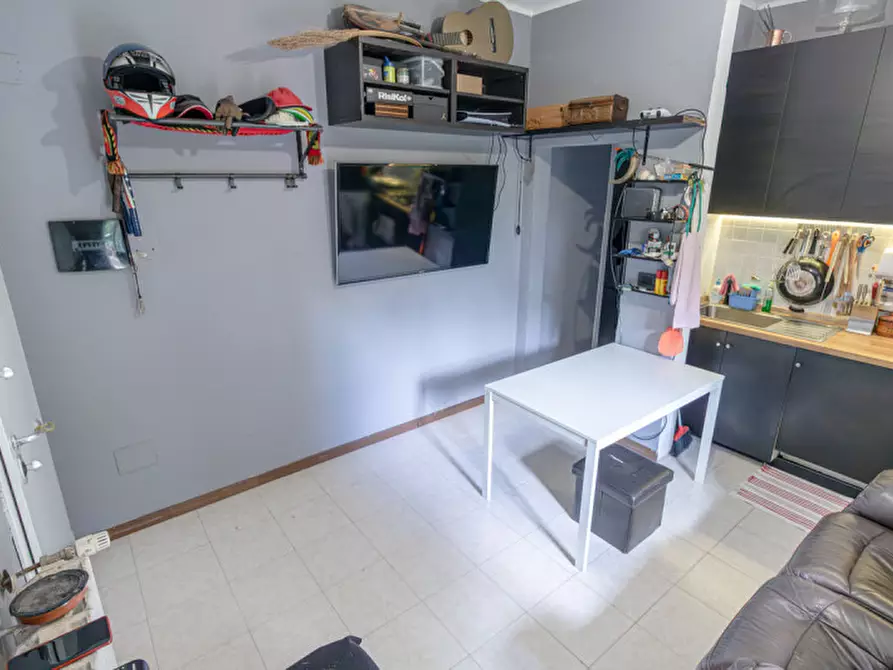 Immagine 5 di Appartamento in vendita  in via zena 21 a Pianoro