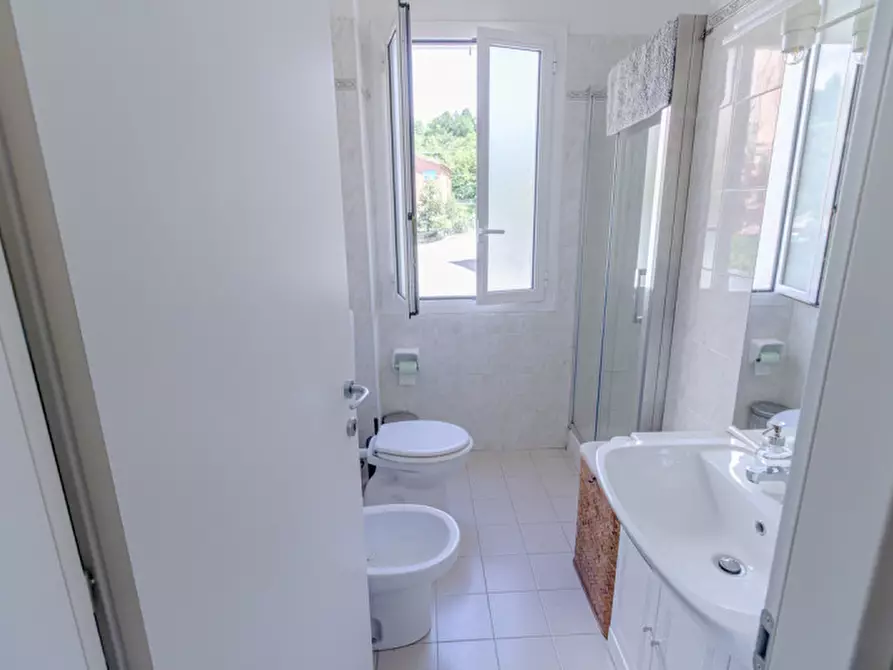 Immagine 9 di Appartamento in vendita  in via zena 21 a Pianoro