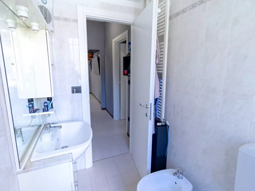 Immagine 14 di Appartamento in vendita  in via zena 21 a Pianoro