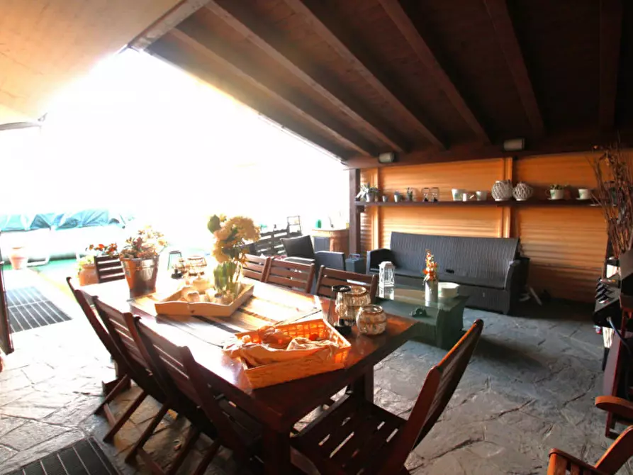 Immagine 19 di Villa in vendita  in Viale Regina Margherita 23 a Macherio