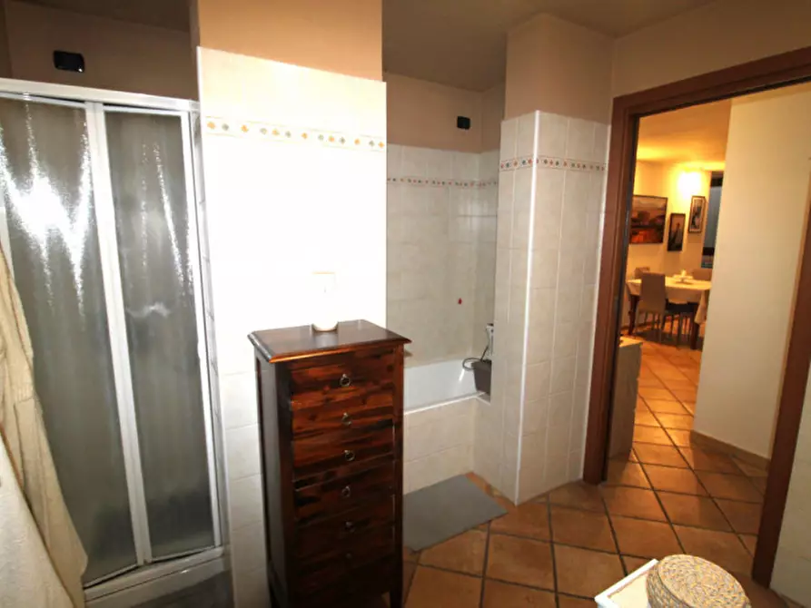 Immagine 42 di Villa in vendita  in Viale Regina Margherita 23 a Macherio