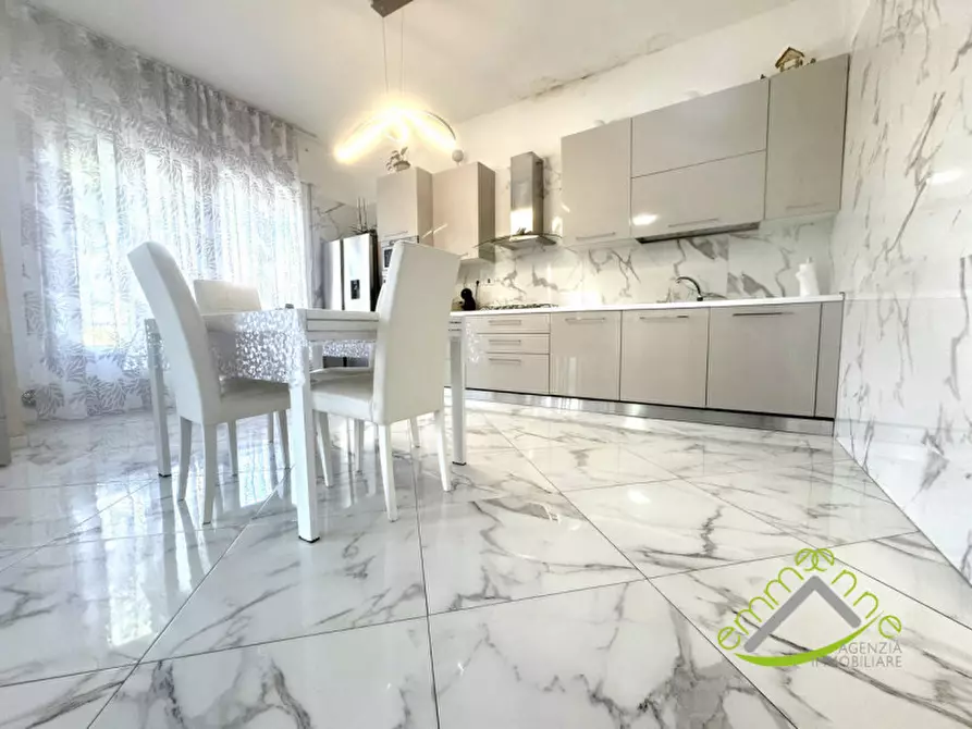 Immagine 2 di Casa bifamiliare in vendita  in Via Vittorio Veneto a Campagna Lupia