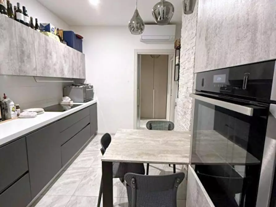 Immagine 18 di Appartamento in vendita  in Via Luigi Pellizzo a Padova