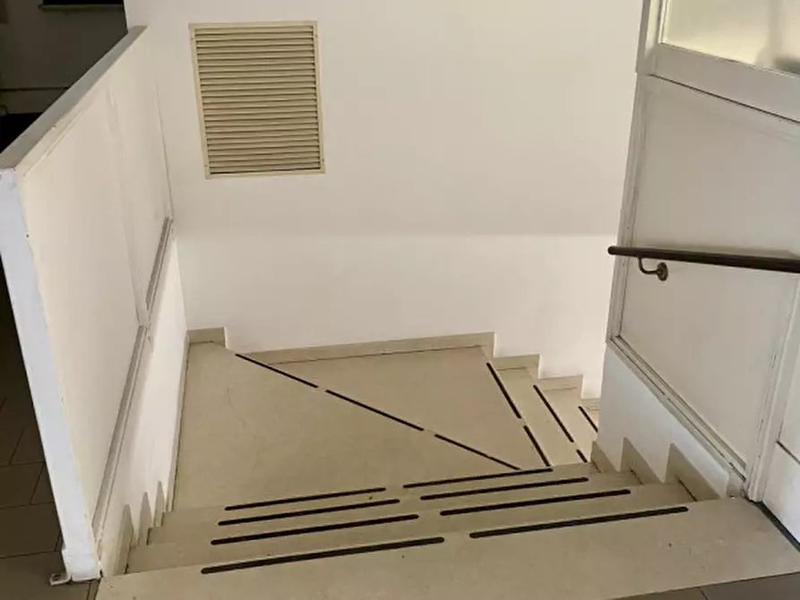 Immagine 13 di Ufficio in vendita  in Via John Fitzgerald Kennedy a Riese Pio x