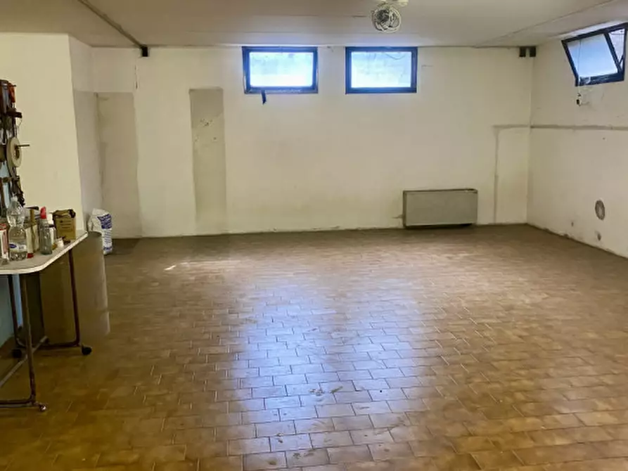 Immagine 18 di Ufficio in vendita  in Via John Fitzgerald Kennedy a Riese Pio x