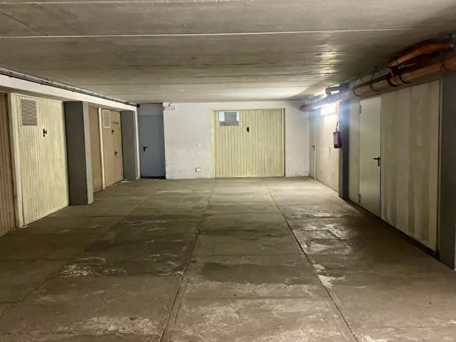 Immagine 19 di Ufficio in vendita  in Via John Fitzgerald Kennedy a Riese Pio x