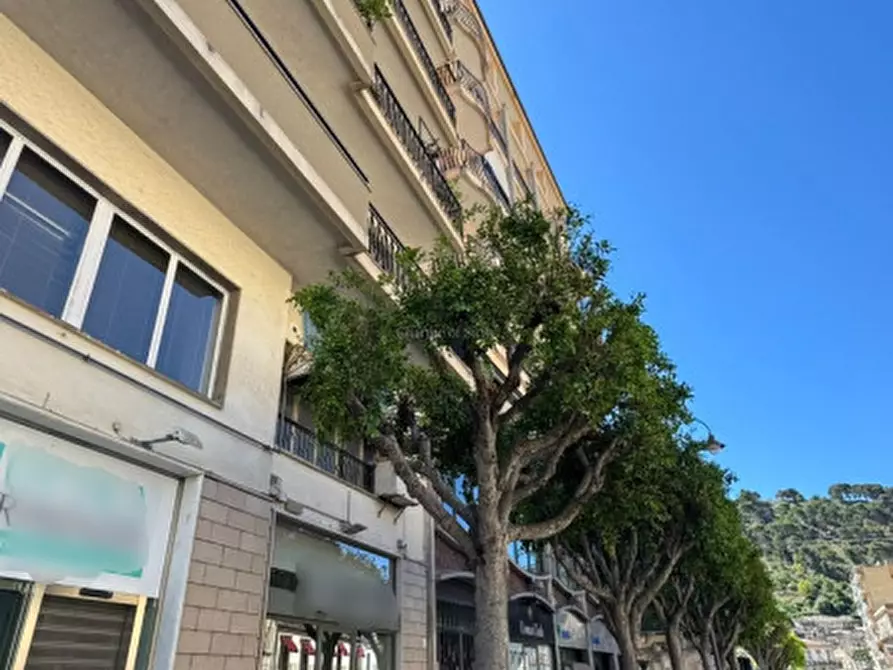 Immagine 22 di Appartamento in vendita  in Via Santa a Modica