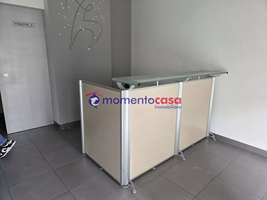 Immagine 15 di Negozio in vendita  in Via Ipponio a Reggio Di Calabria