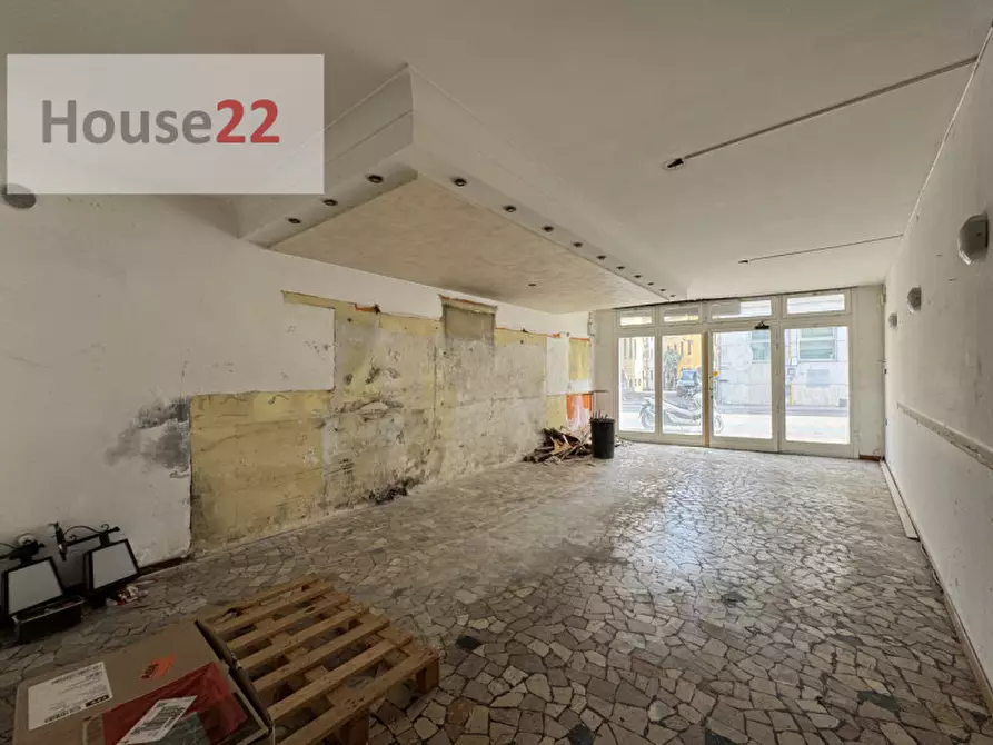 Immagine 3 di Palazzo in vendita  in Contra' Porta Padova, 92 a Vicenza