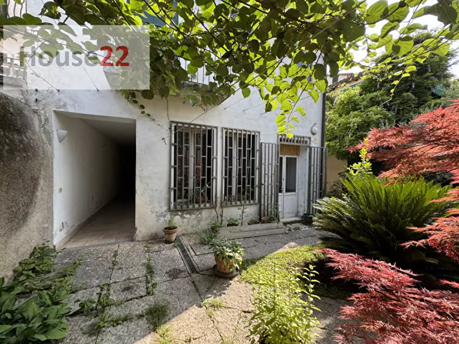 Immagine 9 di Palazzo in vendita  in Contra' Porta Padova, 92 a Vicenza