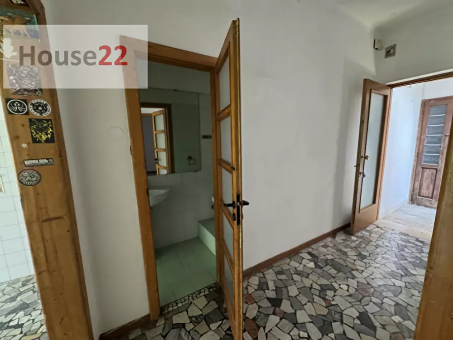 Immagine 15 di Palazzo in vendita  in Contra' Porta Padova, 92 a Vicenza