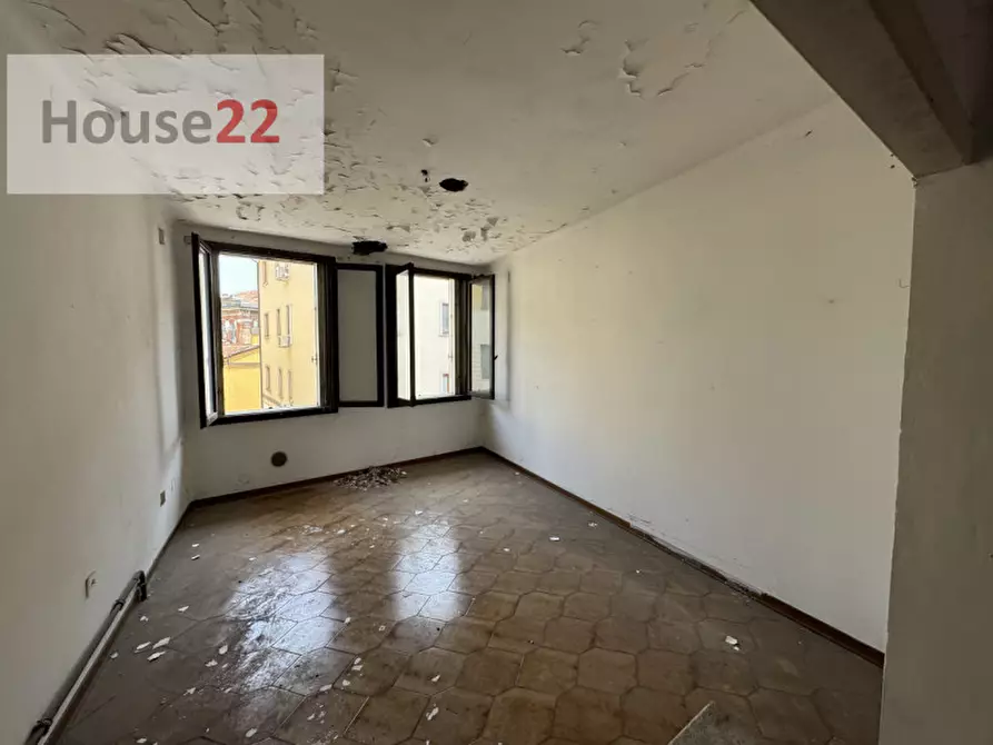 Immagine 38 di Palazzo in vendita  in Contra' Porta Padova, 92 a Vicenza