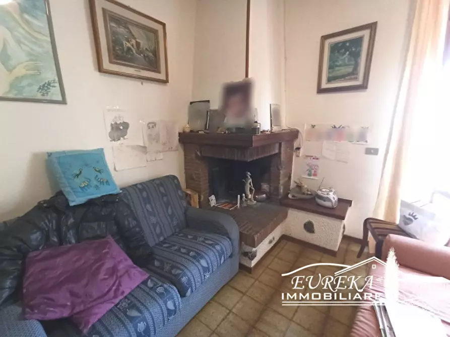 Immagine 6 di Appartamento in vendita  in via roma 152 a Castiglione Del Lago