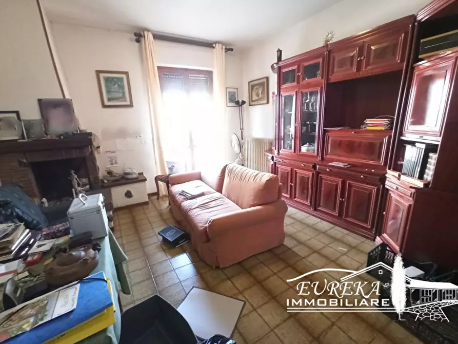 Immagine 7 di Appartamento in vendita  in via roma 152 a Castiglione Del Lago