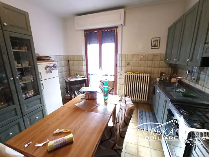 Immagine 11 di Appartamento in vendita  in via roma 152 a Castiglione Del Lago