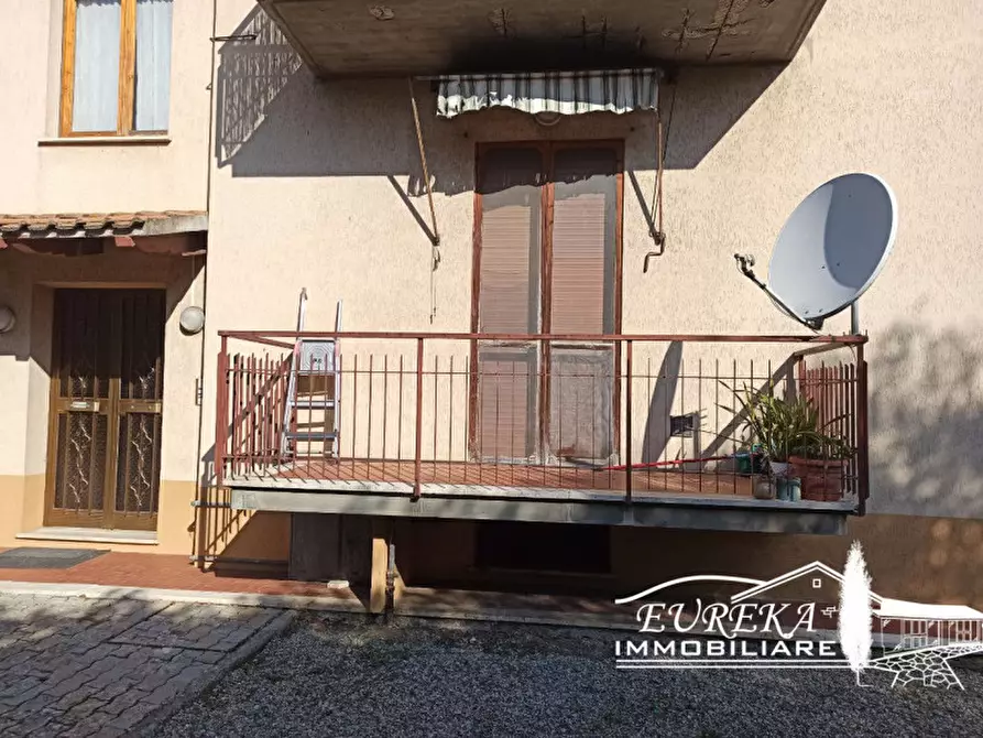 Immagine 25 di Appartamento in vendita  in via roma 152 a Castiglione Del Lago