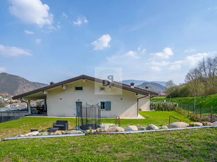 Immagine 1 di Casa bifamiliare in vendita  in via pietro felter a Sabbio Chiese