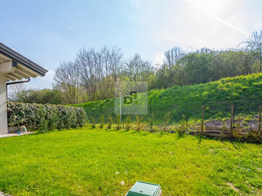 Immagine 37 di Casa bifamiliare in vendita  in via pietro felter a Sabbio Chiese