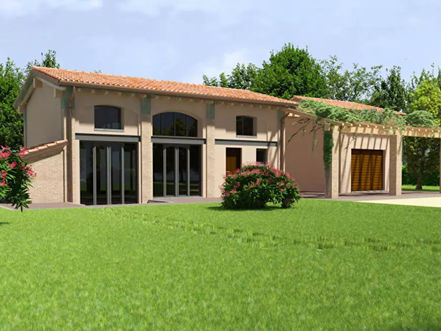 Immagine 1 di Casa indipendente in vendita  in Strada Pedrignano a Parma