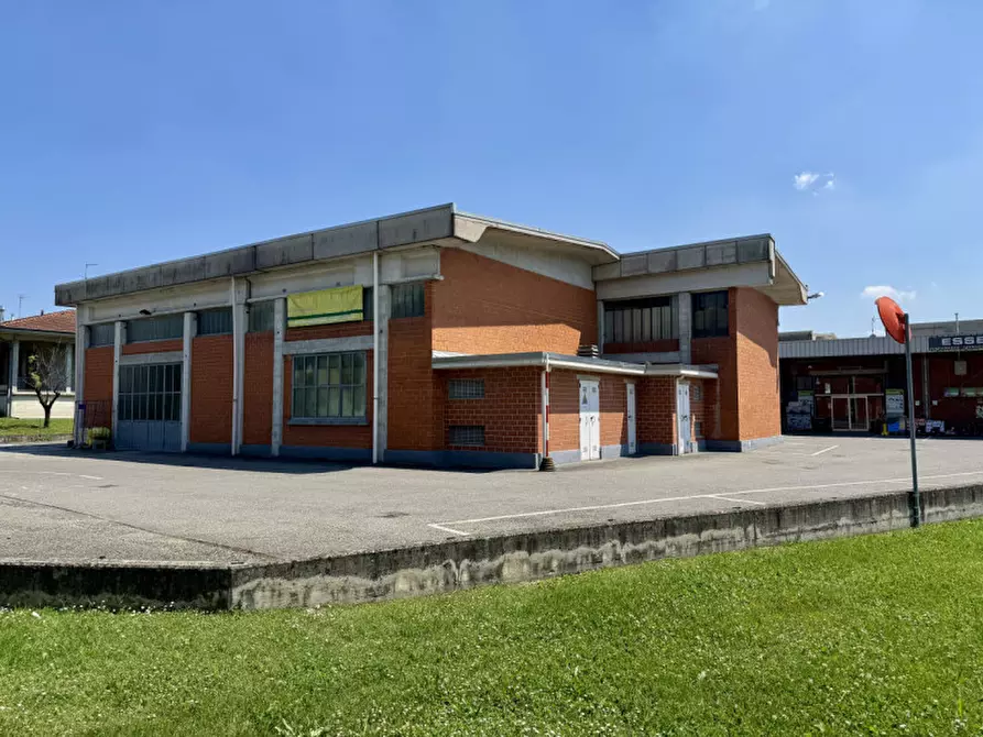 Immagine 2 di Capannone industriale in vendita  in via Zoccolanti 40 a San Secondo Parmense