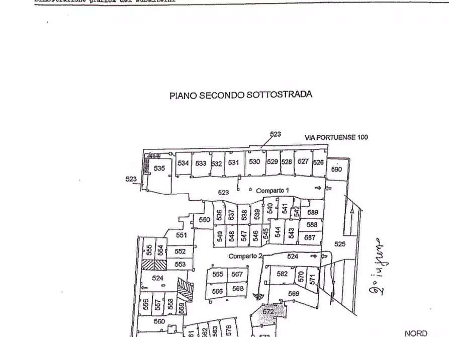 Immagine 4 di Garage in vendita  in VIA PASCARELLA a Roma