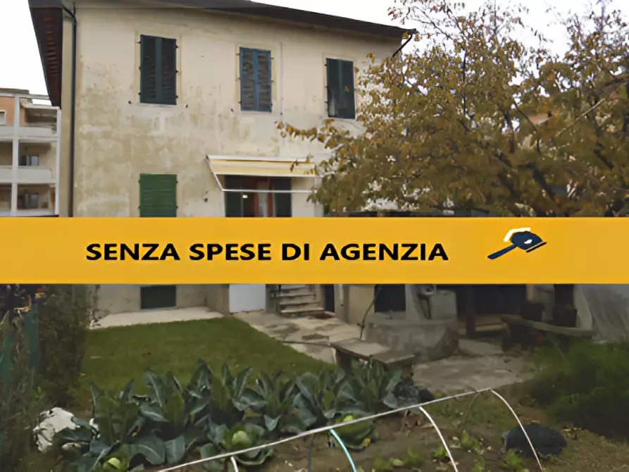 Immagine 1 di Appartamento in vendita  in VIA DANTE ALIGHIERI N. 8 e N. 8/A a Castelfiorentino