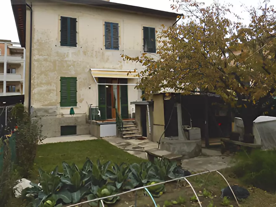 Immagine 13 di Appartamento in vendita  in VIA DANTE ALIGHIERI N. 8 e N. 8/A a Castelfiorentino